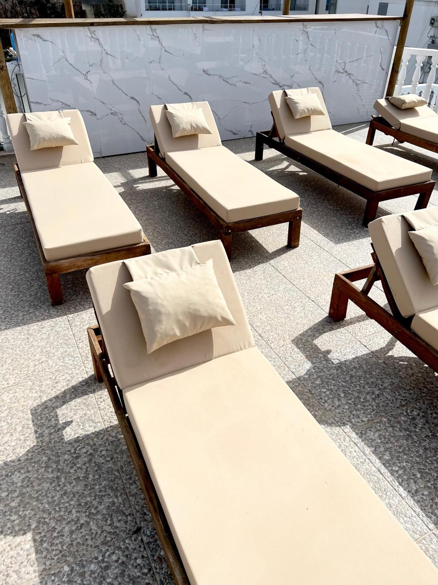 Monte Cristo Hotel With Rooftop Pool Sarandë Exterior foto